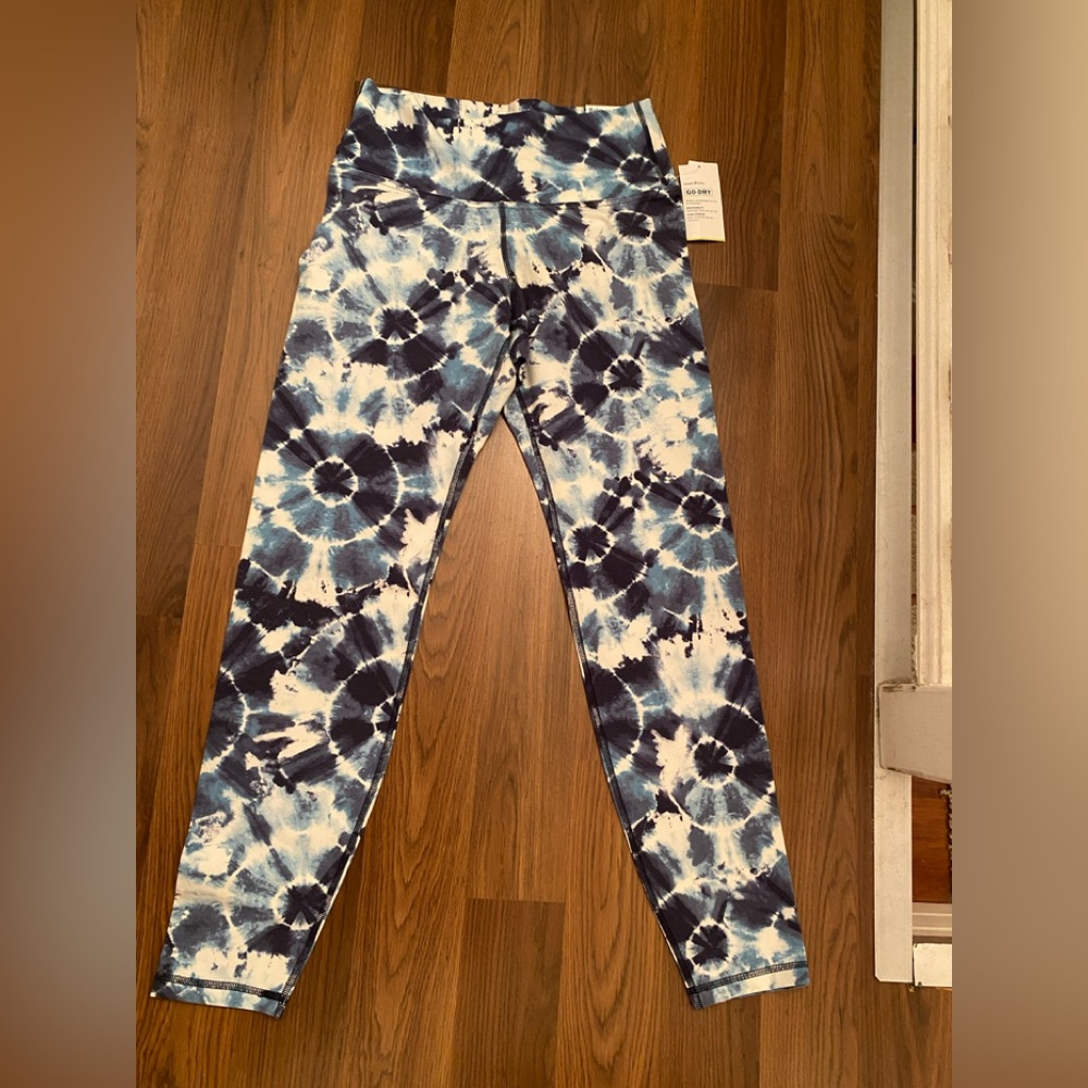 NWT Old navy workout balance leggings